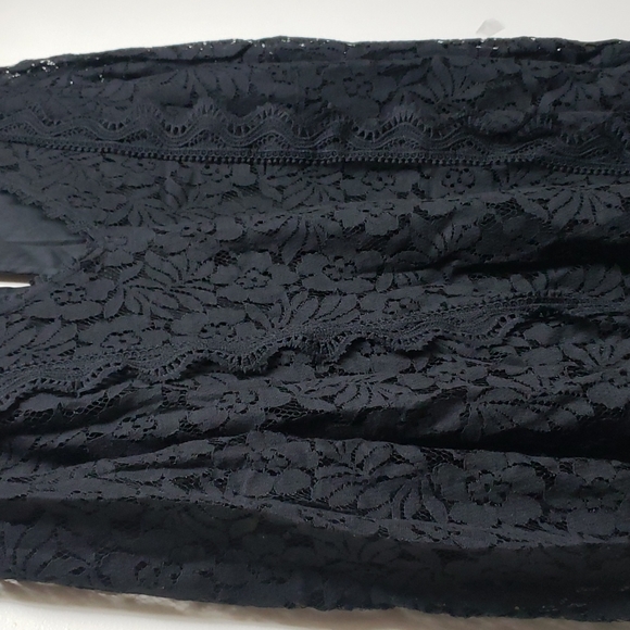HP 🥳🥳🥳Lace Black Long Sleeve Top XL - Picture 9 of 11
